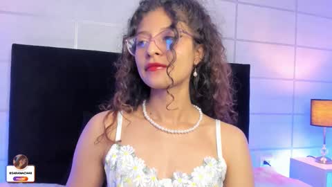 Sara  online show from October 25, 2025, 5:04 am