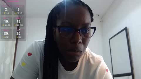 Snapshot of sara_marks chatting on April 17, 2026, 10:40 am S A R A online show from April 17, 2026, 10:40 am