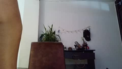 SARA MIK666 online show from April 10, 2026, 4:33 pm