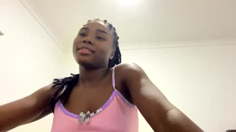 Snapshot of sara_muscle chatting on February 9, 2025, 4:46 am Sara online show from February 9, 2025, 4:46 am