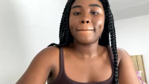 Snapshot of sara_muscle chatting on September 10, 2025, 9:37 pm Sara online show from September 10, 2025, 9:37 pm