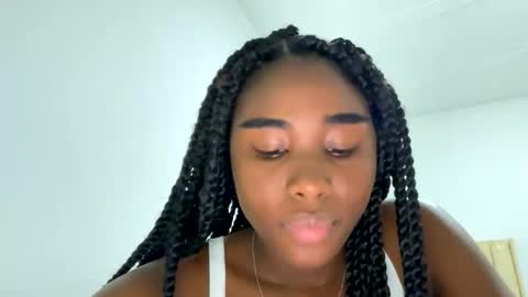 Snapshot of sara_muscle chatting on September 14, 2025, 10:09 pm Sara online show from September 14, 2025, 10:09 pm