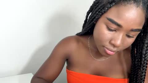 Snapshot of sara_muscle chatting on September 21, 2025, 7:48 pm Sara online show from September 21, 2025, 7:48 pm