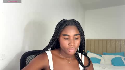 Snapshot of sara_muscle chatting on October 26, 2025, 2:06 am Sara online show from October 26, 2025, 2:06 am