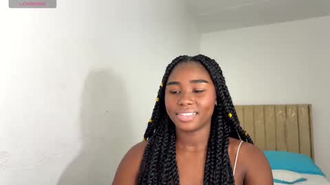 Snapshot of sara_muscle chatting on October 29, 2025, 9:49 pm Sara online show from October 29, 2025, 9:49 pm