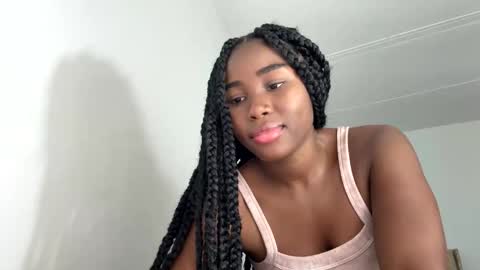 Snapshot of sara_muscle chatting on November 20, 2025, 7:13 pm Sara online show from November 20, 2025, 7:13 pm