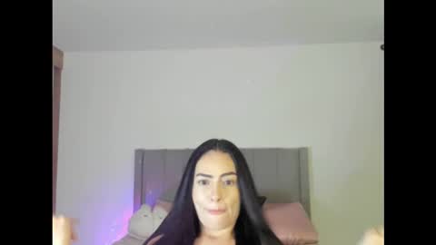 Snapshot of sara_oxford chatting on December 3, 2025, 7:16 am Sara online show from December 3, 2025, 7:16 am