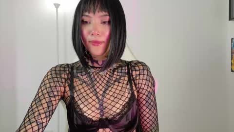 Sara online show from April 15, 2026, 2:02 pm