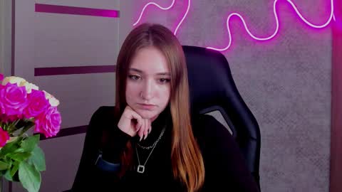 Snapshot of sara_rossse chatting on October 9, 2025, 7:12 pm Sara online show from October 9, 2025, 7:12 pm