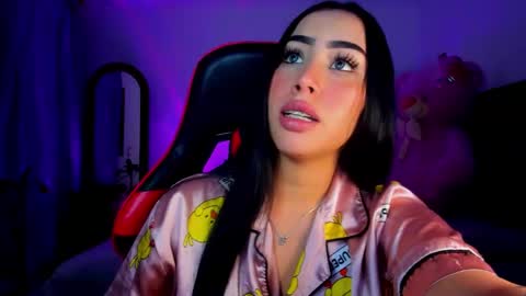 sara_stone03 online show from January 10, 2025, 4:22 am