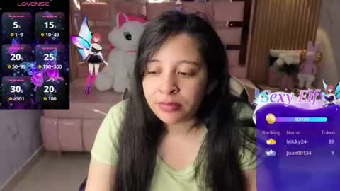 Snapshot of sara_tellez_s chatting on June 25, 2026, 5:12 am Sara T. online show from June 25, 2026, 5:12 am