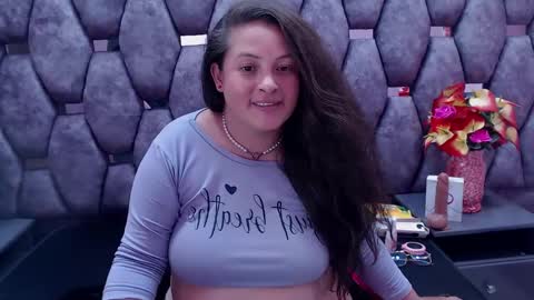 Snapshot of sara_thonson_ chatting on December 15, 2024, 8:30 am sara_thonson_ online show from December 15, 2024, 8:30 am