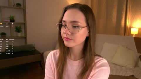 Snapshot of sara_whooops chatting on March 19, 2026, 6:23 pm Im Sara online show from March 19, 2026, 6:23 pm