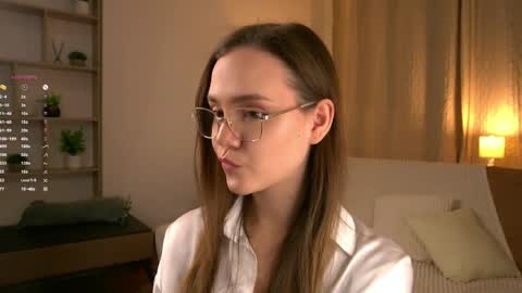 Snapshot of sara_whooops chatting on March 29, 2026, 7:58 pm Im Sara online show from March 29, 2026, 7:58 pm