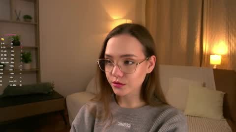 Snapshot of sara_whooops chatting on April 3, 2026, 6:17 pm Im Sara online show from April 3, 2026, 6:17 pm