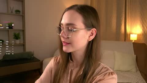 Snapshot of sara_whooops chatting on April 9, 2026, 7:08 pm Im Sara online show from April 9, 2026, 7:08 pm