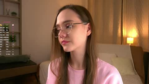 Snapshot of sara_whooops chatting on April 10, 2026, 6:12 pm Im Sara online show from April 10, 2026, 6:12 pm