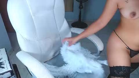 Sara online show from September 27, 2025, 1:54 am