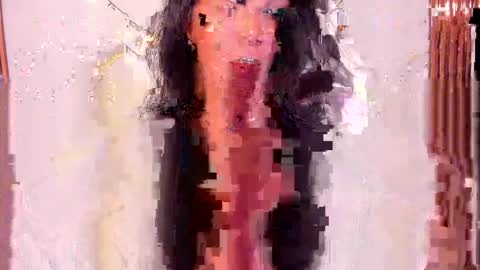 Snapshot of saraapril_1 chatting on May 18, 2026, 7:31 pm SARAHGIL online show from May 18, 2026, 7:31 pm