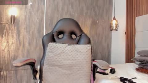 Snapshot of saraby_blandon chatting on November 27, 2025, 11:23 am online show from November 27, 2025, 11:23 am