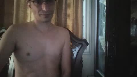 Snapshot of saraclit chatting on April 9, 2026, 7:58 am pass kika online show from April 9, 2026, 7:58 am