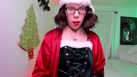 Sara Desire online show from December 10, 2024, 2:05 am