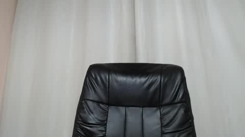 Snapshot of saradorj92 chatting on April 28, 2026, 2:27 am saradorj92 online show from April 28, 2026, 2:27 am