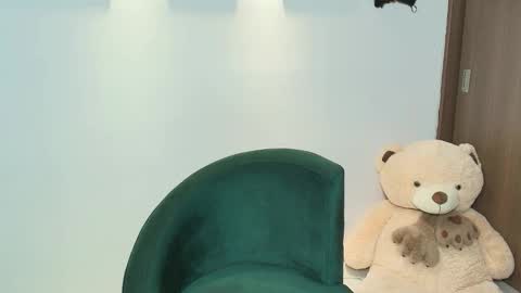 Sara online show from November 26, 2025, 6:47 am