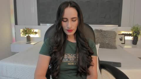 Snapshot of saragomez_1 chatting on February 25, 2026, 12:15 pm Sara Gomez online show from February 25, 2026, 12:15 pm