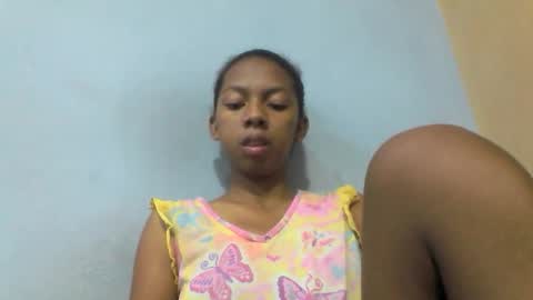 sarah146341 online show from May 6, 2026, 11:26 am