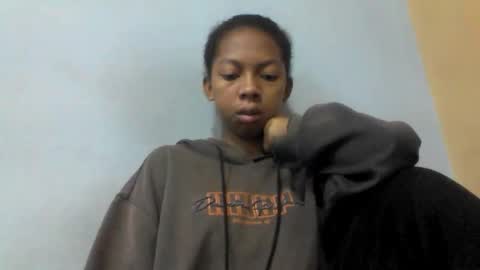 sarah146341 online show from May 27, 2026, 4:42 am
