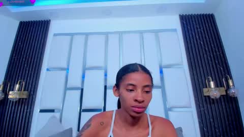 sarah_ashbourne online show from October 4, 2025, 2:15 pm