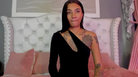 Sarah online show from October 4, 2025, 4:32 am