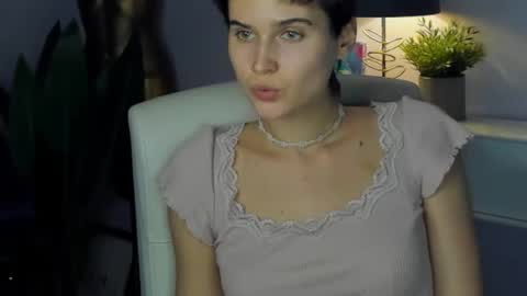 Sarah online show from October 9, 2025, 3:32 pm