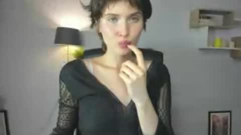 Snapshot of sarah_desire01 chatting on July 28, 2026, 1:43 pm Sarah online show from July 28, 2026, 1:43 pm