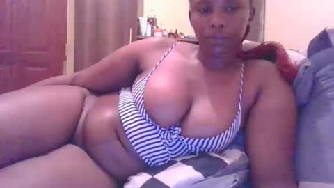 sarah_haggai online show from April 7, 2026, 6:52 pm