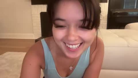 Snapshot of sarah_heart_aus chatting on January 8, 2025, 2:03 am Sarah Heart Aus online show from January 8, 2025, 2:03 am