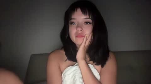 Snapshot of sarah_heart_aus chatting on February 6, 2025, 1:21 pm Sarah Heart Aus online show from February 6, 2025, 1:21 pm