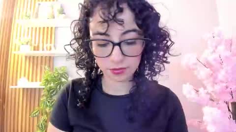 Sarah online show from February 14, 2026, 2:30 am