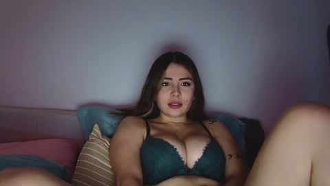 Snapshot of sarah_tailorr chatting on June 30, 2026, 4:52 pm sarah_tailorr online show from June 30, 2026, 4:52 pm