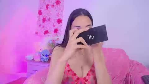 sarahajhoness online show from March 17, 2026, 2:42 pm