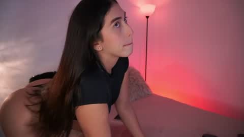 Snapshot of sarahbrooks_ chatting on June 9, 2026, 1:39 am Sarah and Erik online show from June 9, 2026, 1:39 am