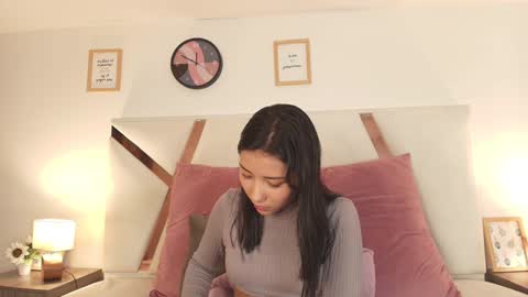 Snapshot of sarahevans__ chatting on December 27, 2024, 7:24 pm Sarah Evans online show from December 27, 2024, 7:24 pm