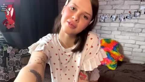 Snapshot of sarahhunnye chatting on March 18, 2026, 12:36 am Sarah online show from March 18, 2026, 12:36 am