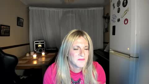 SarahLorraine online show from November 2, 2025, 11:07 pm