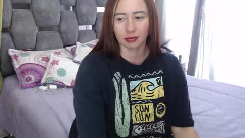 Lia online show from April 13, 2026, 8:47 pm