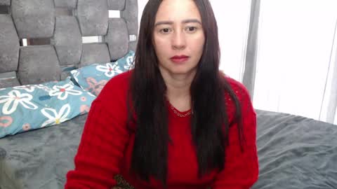 Snapshot of sarahott_1 chatting on May 2, 2026, 7:08 pm Lia online show from May 2, 2026, 7:08 pm