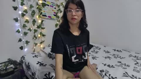 Sarah  online show from January 5, 2026, 7:28 pm