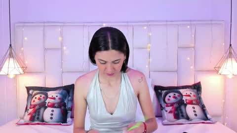 Snapshot of sarahsophia_ chatting on December 18, 2025, 11:27 am SARAH online show from December 18, 2025, 11:27 am