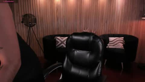 Sarah  independent model online show from November 4, 2025, 4:11 am